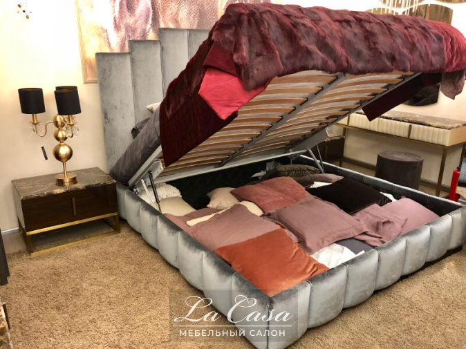 Фото #4. Пять итальянских кроватей в наличии для вашей спальни в стиле Арт-Деко