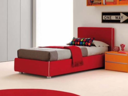 Итальянская кровать Less Testiera