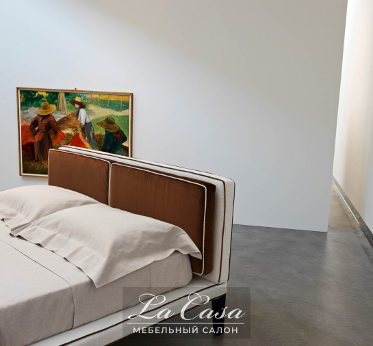 Кровать Capri Legno - купить в Москве от фабрики Horm/Casamania из Италии - фото №2