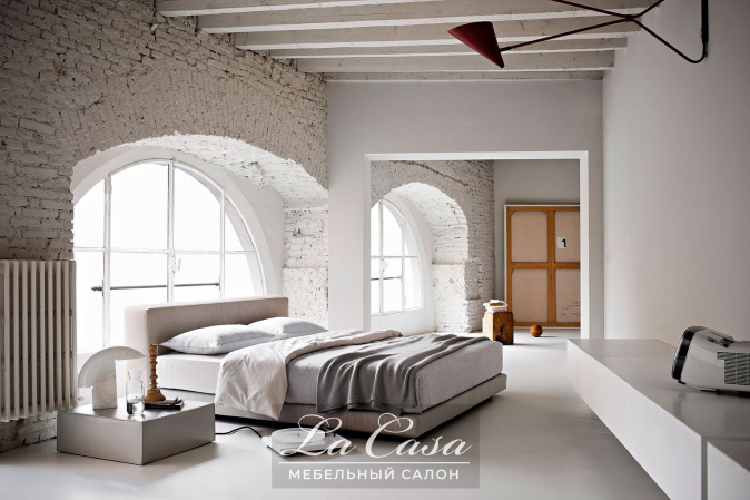 Кровать Newport - купить в Москве от фабрики Ivano Redaelli из Италии - фото №2