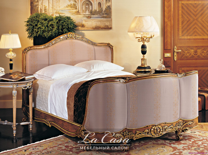 Кровать Queen Size Carved Bed H92 - купить в Москве от фабрики Francesco Molon из Италии - фото №1
